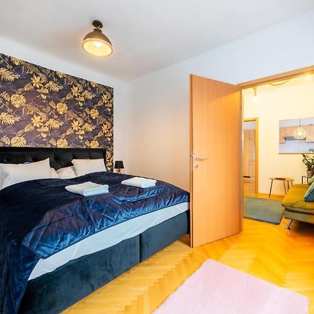 Modernes Appartement Graz Luaran gambar